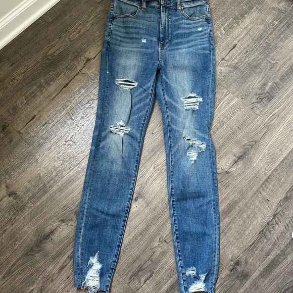 American Eagle Distressed Legging Jeans Size 6 - Picture 1 of 6